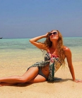 Анкета проститутки Евдокия - город Глухов, 40 лет, №1580